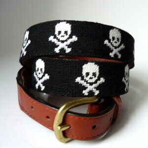 Smathers & Branson handstitched needlepoint skull & bones belt 42